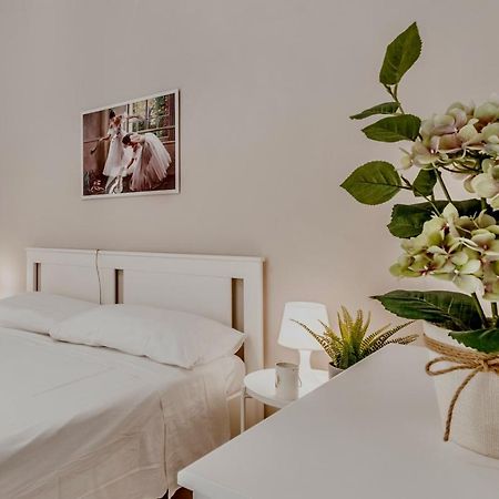 Apartamento Domus Camilla Roma Exterior foto