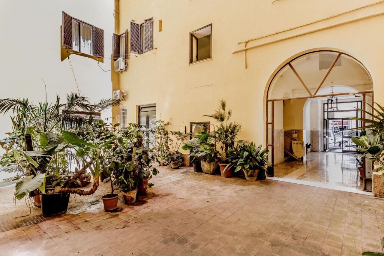 Apartamento Domus Camilla Roma Exterior foto